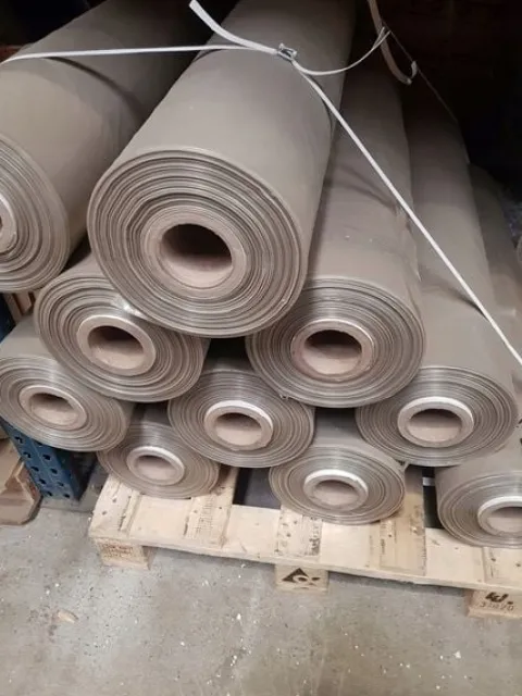 TUNEL RĘKAW FOLIOWY 140CM X 28 KG WOREK NA ŚMIECI TROCINY GRANULAT