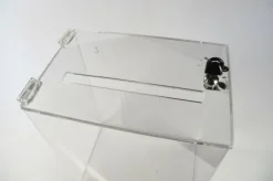 urna, skrzynka 30x20x35cm z plexi przeźroczystej zamykana na kluczyk