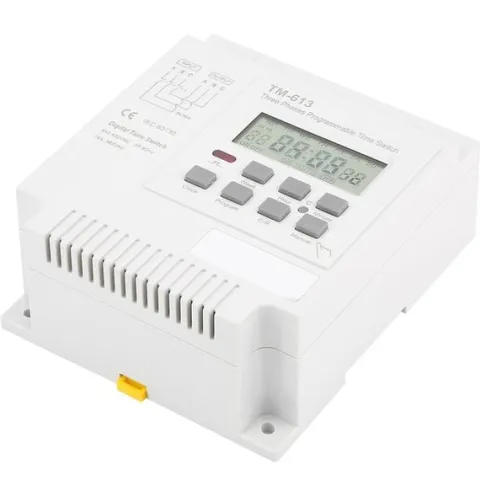 WŁĄCZNIK WYŁĄCZNIK CZASOWY TRÓJFAZOWY 380V TM-613 16A 50-60HZ