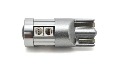 W5W żarówka LED T10 12-24V CANBUS 500lm 8 kolorów Czerwona