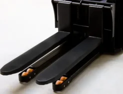 Wózek elektryczny podnośnikowy magazynowy 1500kg 1,5t 3m warsztatowy