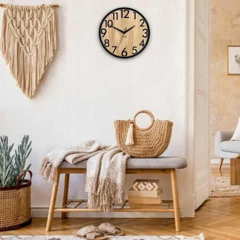 Zegar ścienny drewniany Dębowy FOCUS – 33 cm, cichy mechanizm