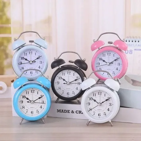 Zegar Retro BUDZIK klasyczny baterie GŁOŚNY alarm ZEGAREK Z KOWADEŁKIEM