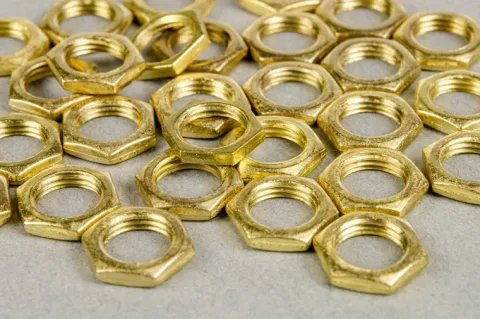 Zestaw nakrętka, podkładka gumowa i metalowa do mechanizmu zegara